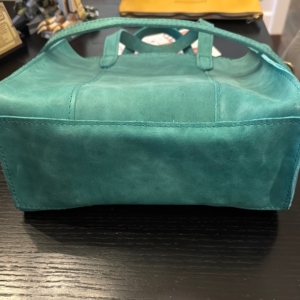 Portland Leather Aqua Tote Bag - Picture 4 of 4
